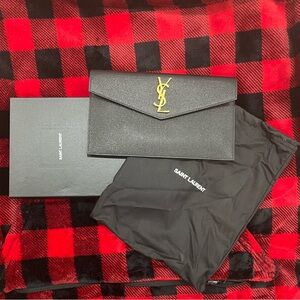 YSL UPTOWN Pouch Black